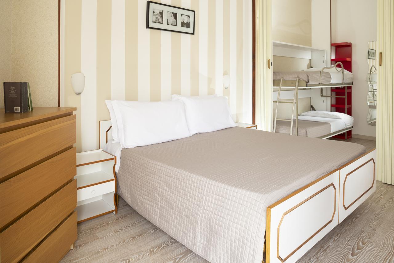 Solemare Hotel E Residence Misano Adriatico Eksteriør billede