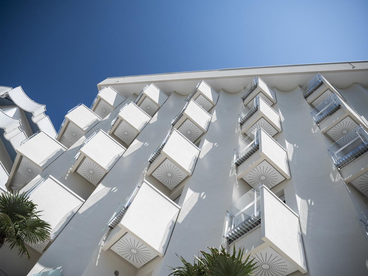 Solemare Hotel E Residence Misano Adriatico Eksteriør billede